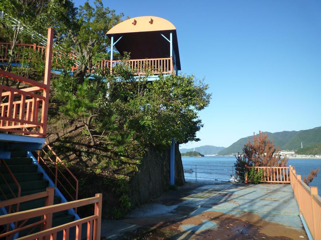 Sea Side Hostel Light House Ономіті Екстер'єр фото