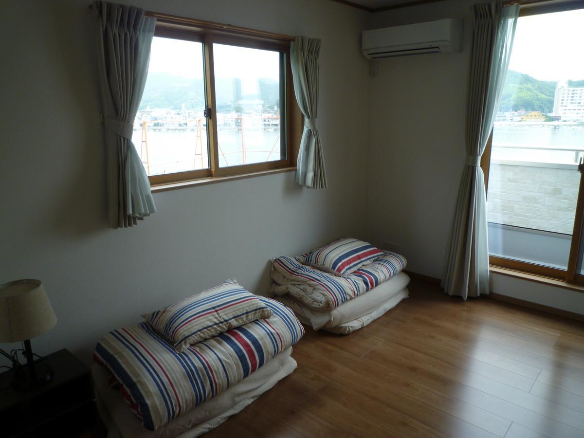 Sea Side Hostel Light House Ономіті Екстер'єр фото